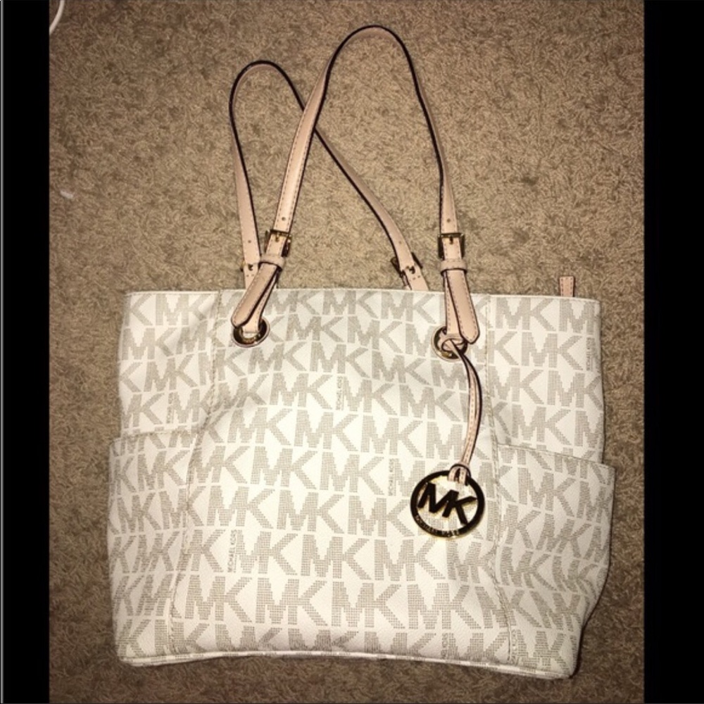 Micheal Kors Vanilla shopper
